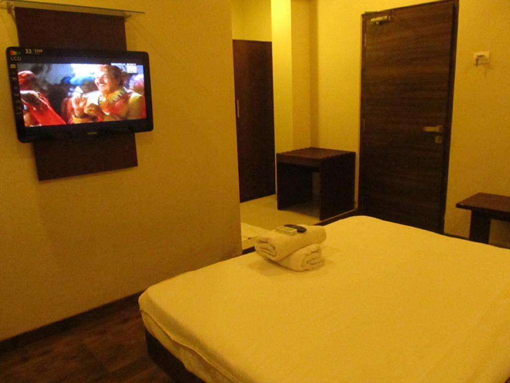Hotel Sai Regency Daman Kültér fotó